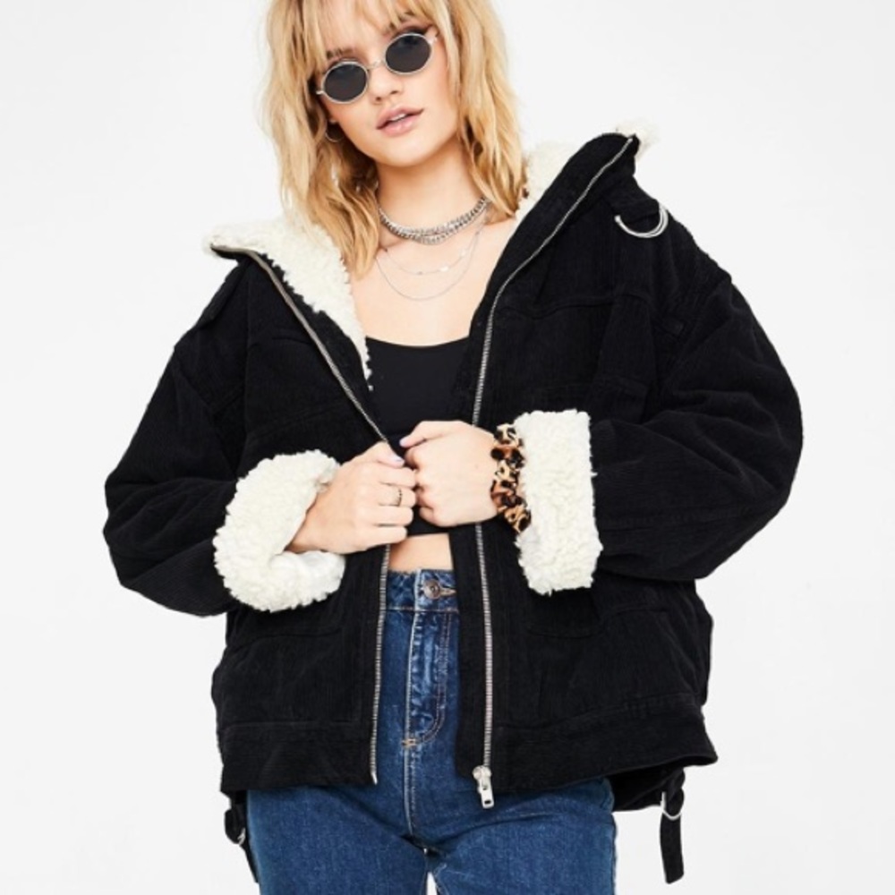 BDG CORDUROY SHERPA LINED UTILITY JACKET- Large